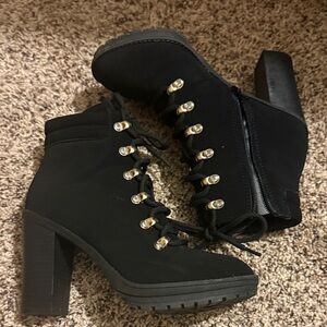 Elegant Black Lace-Up Heeled Boots